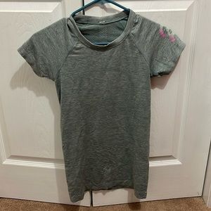 Lululemon Peloton Swiftly Short Sleeve
